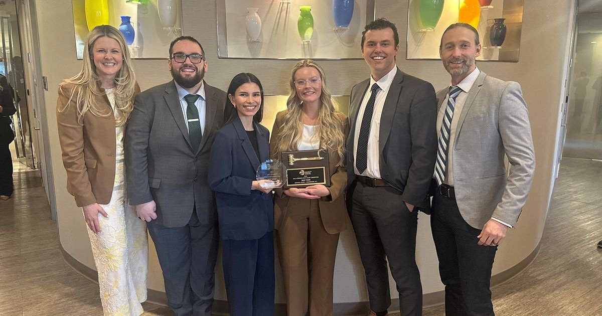 Gonzaga University School of Law championship Saul Lefkowitz trademark moot court team with their coaches